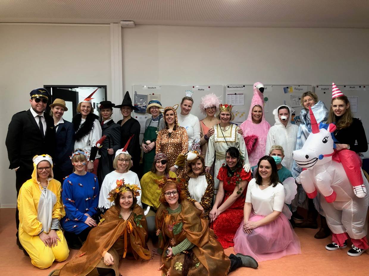 Faschingsfest Schule an den Teichwiesen Faschingsfest Schule an den Teichwiesen